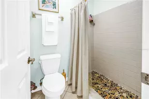 228 Sun Vista Ct N, Treasure Island, FL 33706 - Photo 19