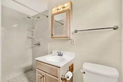 2561 58th Street N, Saint Petersburg, FL 33710 - Photo 17