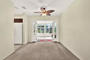 2561 58th St N, Saint Petersburg, FL 33710 - Photo 11