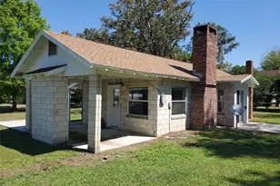 37646 Hendley Ave, Dade City, FL 33525 - Photo 3