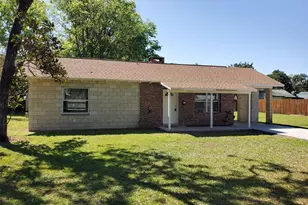 37646 Hendley Ave, Dade City, FL 33525 - Photo 1