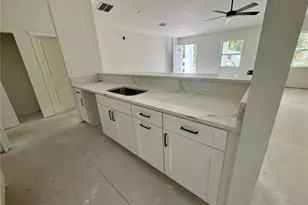 2017 E Seward St, Tampa, FL 33604 - Photo 5