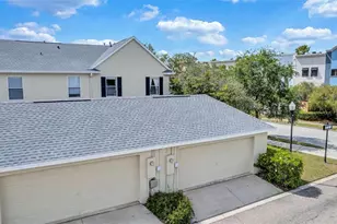 10039 Bradwell Pl, Tampa, FL 33626 - Photo 11