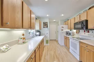 2305 Olive Branch Dr, Sun City Center, FL 33573 - Photo 31