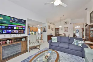 2305 Olive Branch Dr, Sun City Center, FL 33573 - Photo 7