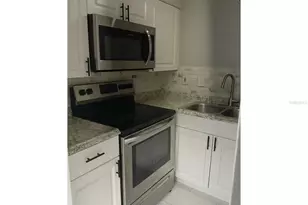 5633 Golden Nugget Dr, Holiday, FL 34690 - Photo 9