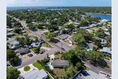 3997 Marlin Drive SE, Saint Petersburg, FL 33705 - Photo 3
