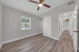 3997 Marlin Dr SE, Saint Petersburg, FL 33705 - Photo 11