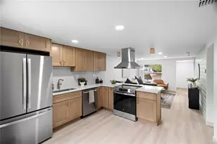 1273 Sedeeva Circle N, Clearwater, FL 33755 - Photo 19