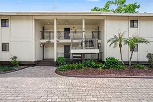 4770 Fox Hunt Ln, Wesley Chapel, FL 33543 - Photo 5