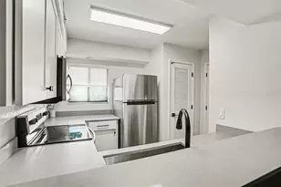 4770 Fox Hunt Ln, Wesley Chapel, FL 33543 - Photo 11