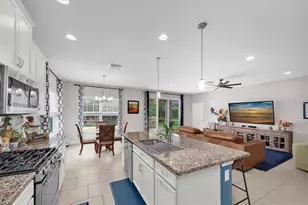 6210 Heirloom Pl, Apollo Beach, FL 33572 - Photo 17