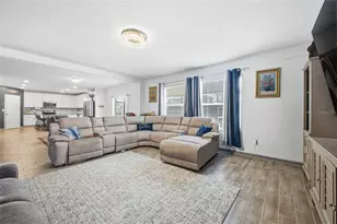 800 Hitch Loop, Saint Cloud, FL 34772 - Photo 7