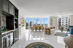 450 Knights Run Ave, Tampa, FL 33602 - Photo 9
