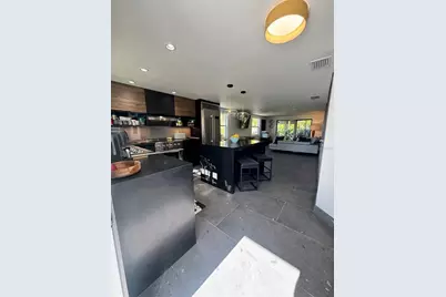 541 Spanish Drive N, Longboat Key, FL 34228 - Photo 11