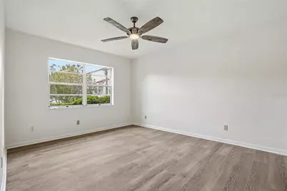 500 Santa Cruz Place NE #D, Saint Petersburg, FL 33703 - Photo 11