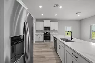 3396 Chinotto Dr, Lake Alfred, FL 33850 - Photo 7