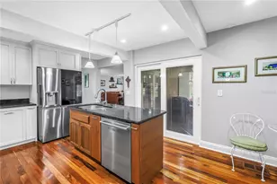 6505 Cedar St NE, Saint Petersburg, FL 33702 - Photo 9