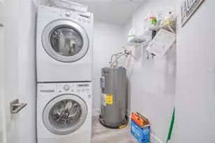 2617 Bentley Dr, Palm Harbor, FL 34684 - Photo 27