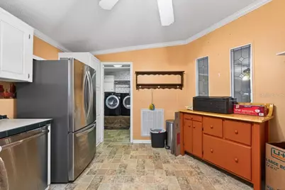 11809 Dunwoodie Manor Drive, Thonotosassa, FL 33592 - Photo 9
