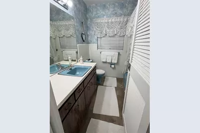 1705 N Jefferson Avenue, Largo, FL 33770 - Photo 29