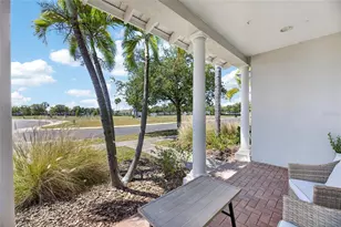 5536 Luminar Pointe Ln, Apollo Beach, FL 33572 - Photo 9