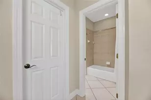 5536 Luminar Pointe Ln, Apollo Beach, FL 33572 - Photo 59