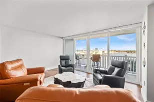 500 Treasure Island Causeway, Treasure Island, FL 33706 - Photo 25