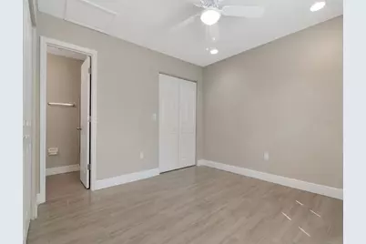 1211 62nd Avenue E, Bradenton, FL 34203 - Photo 11