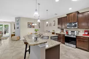 7418 Surrey Pines Dr, Apollo Beach, FL 33572 - Photo 9