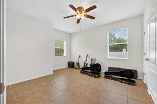 3204 W Marlin Ave, Tampa, FL 33611 - Photo 27