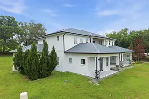 8241 Cass Rd, Zephyrhills, FL 33540 - Photo 81