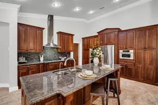 1404 E Lake Woodlands Pkwy, Oldsmar, FL 34677 - Photo 13