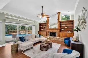 1404 E Lake Woodlands Pkwy, Oldsmar, FL 34677 - Photo 25
