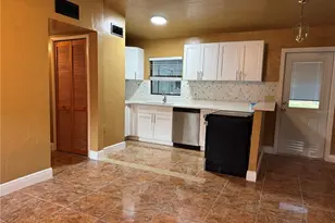 1930 Walton St S, Saint Petersburg, FL 33712 - Photo 7