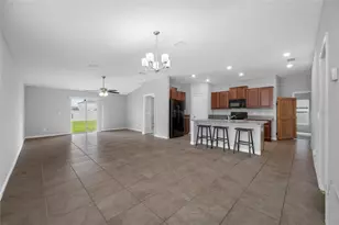 1776 Broad Winged Hawk Dr, Ruskin, FL 33570 - Photo 9