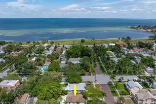 165 19th Ave SE, Saint Petersburg, FL 33705 - Photo 5