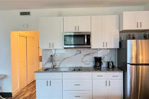 611 Destiny Dr, Ruskin, FL 33570 - Photo 21