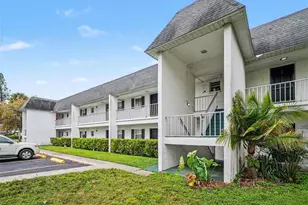 4506 3rd St Cir W, Bradenton, FL 34207 - Photo 3