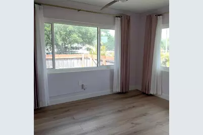 351 Davenport Avenue NE, Saint Petersburg, FL 33702 - Photo 25