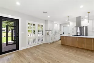8326 40th Pl N, Saint Petersburg, FL 33709 - Photo 3