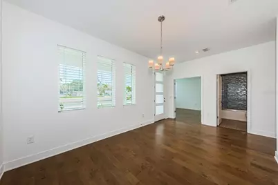 1701 25th Avenue N, Saint Petersburg, FL 33713 - Photo 5