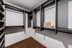 1701 25th Ave N, Saint Petersburg, FL 33713 - Photo 27