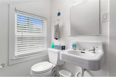 802 Dartmoor Street N, Saint Petersburg, FL 33701 - Photo 71