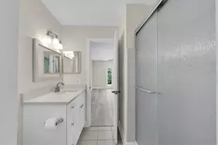 4801 Shore Acres Blvd NE, Saint Petersburg, FL 33703 - Photo 13