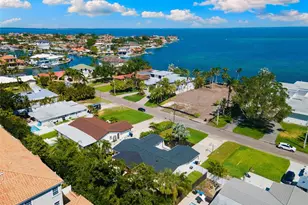 4618 Bayshore Blvd NE, Saint Petersburg, FL 33703 - Photo 67