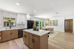 4618 Bayshore Blvd NE, Saint Petersburg, FL 33703 - Photo 13