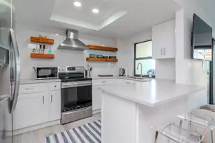 3200 Gulf Blvd, Saint Pete Beach, FL 33706 - Photo 9