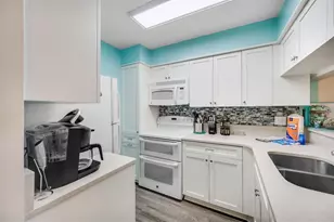 260 Medallion Blvd, Madeira Beach, FL 33708 - Photo 9