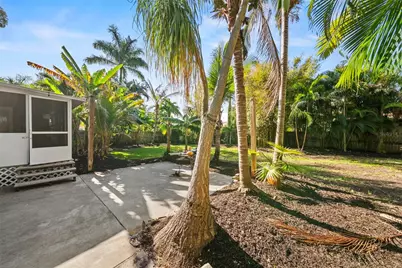 2657 44th Street S, Gulfport, FL 33711 - Photo 41